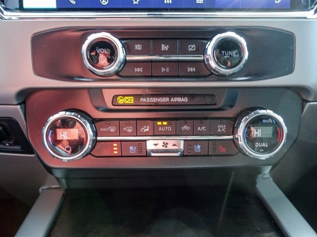 Used 2022 Ford F-350SD Lariat Truck