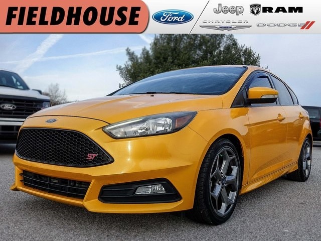 2016 Ford Focus ST's photo