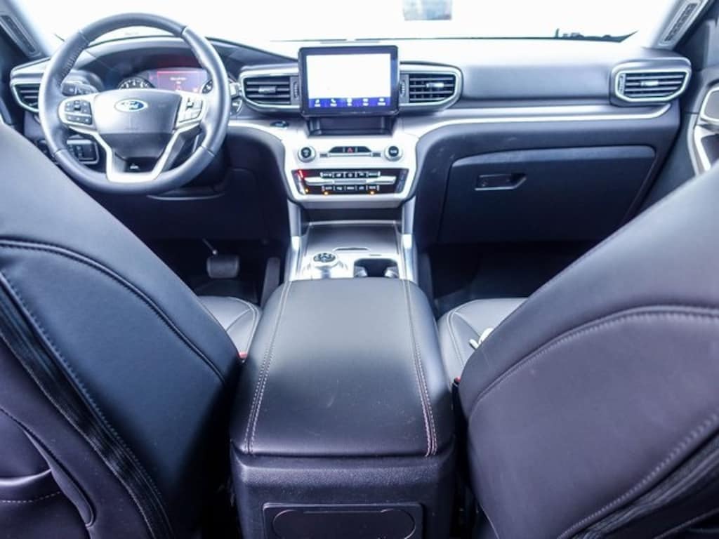 Used 2023 Ford Explorer XLT SUV