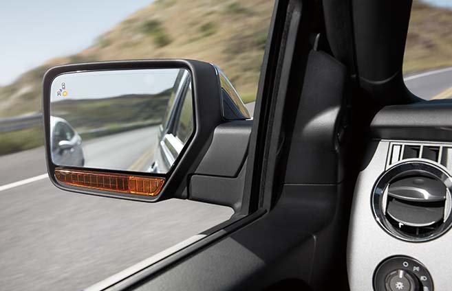BLIS® (Blind Spot Information System) with Cross-Traffic Alert BLIS® (Blind Spot Information System) with Cross-Traffic Alert