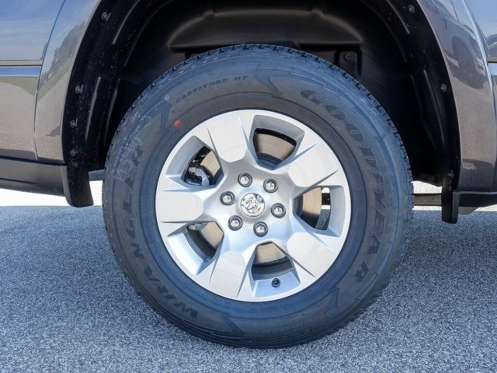 New 2026 Ram 1500 BIG HORN CREW CAB 4X4 5'7 BOX Pickup