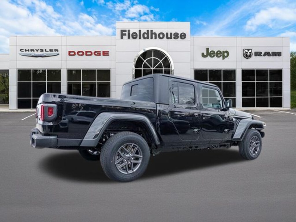 New 2026 Jeep Gladiator SPORT S 4X4 Pickup