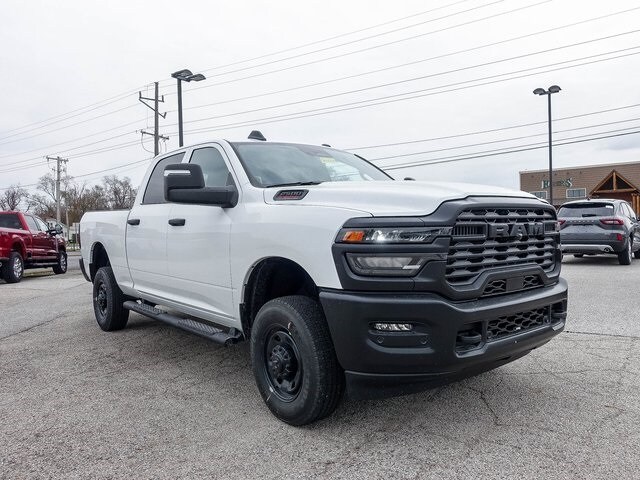2025 Ram 2500 Tradesman photo 3
