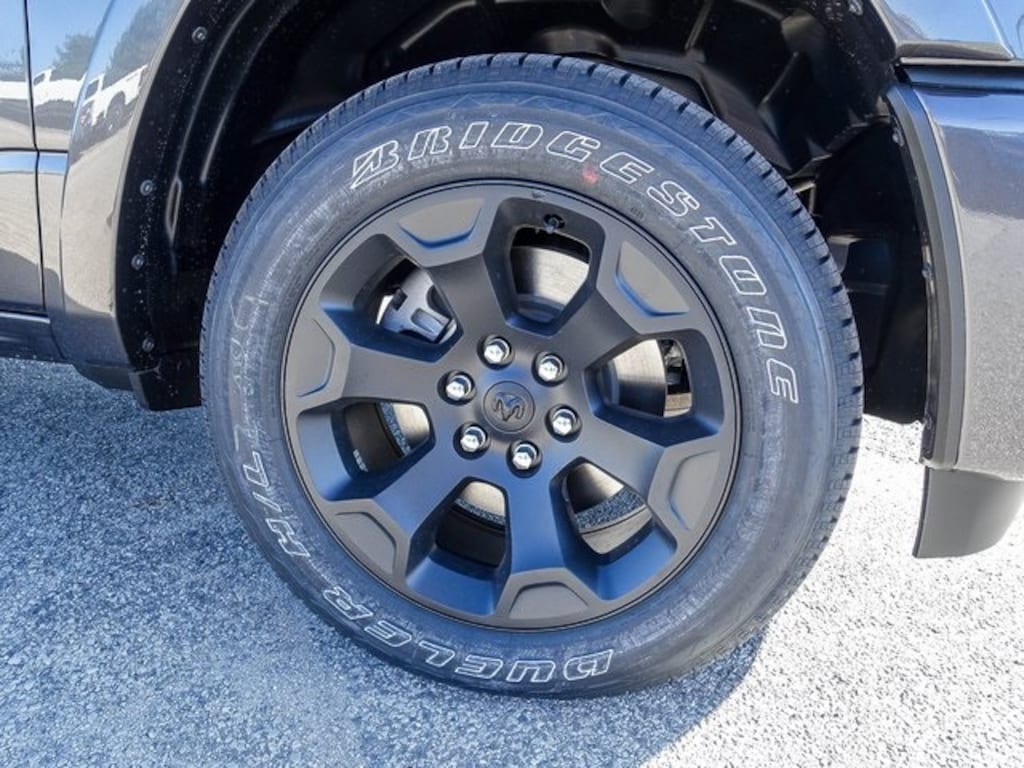 New 2026 Ram 1500 BIG HORN CREW CAB 4X4 5'7 BOX Pickup