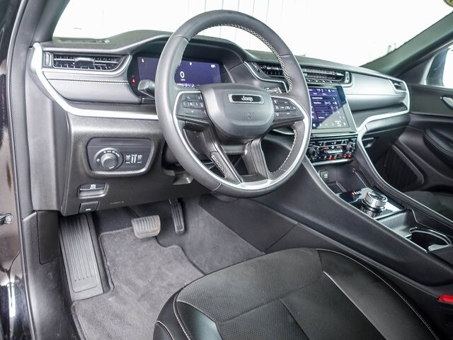 2024 Jeep Grand Cherokee Altitude X photo 2