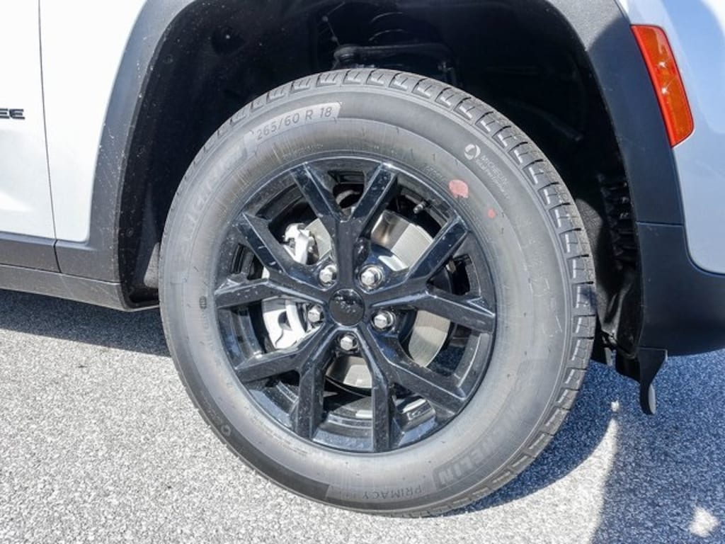 New 2025 Jeep Grand Cherokee ALTITUDE X 4X4 Sport Utility