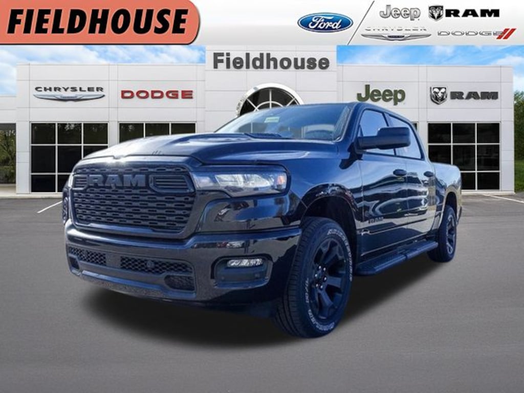 New 2026 Ram 1500 EXPRESS CREW CAB 4X4 5'7 BOX Pickup
