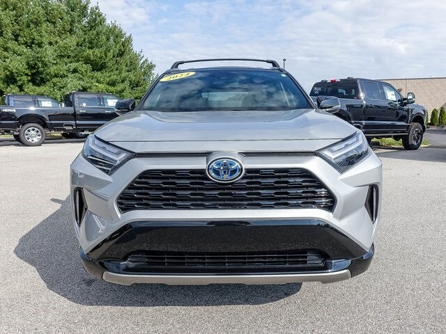 2024 Toyota RAV4 Hybrid XSE photo 3