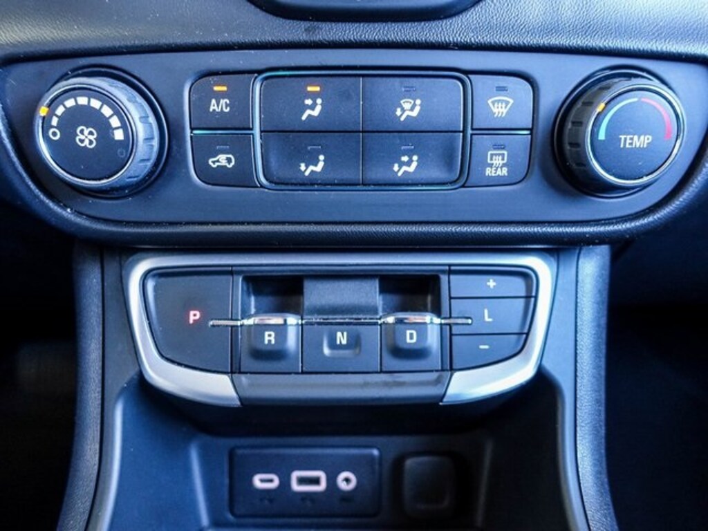 Used 2022 GMC Terrain SLE SUV