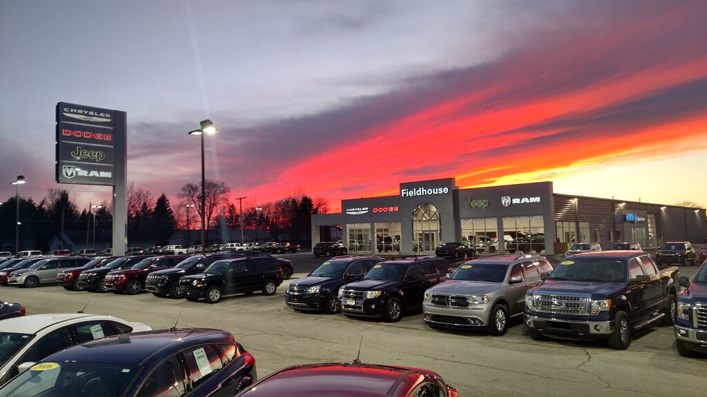 Fieldhouse Chrysler Dodge Jeep RAM Car Dealership Near Merrillville, IN