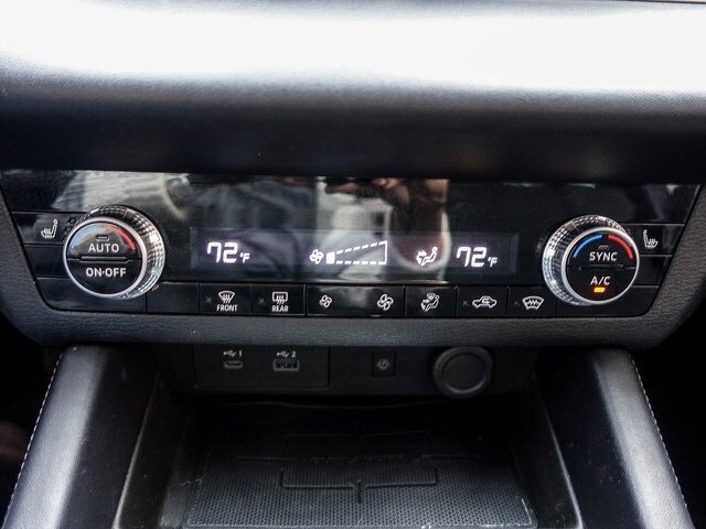 2022 Mitsubishi Outlander SE photo 3