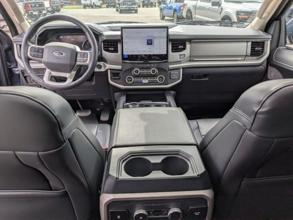 Used 2023 Ford Expedition Max XLT SUV