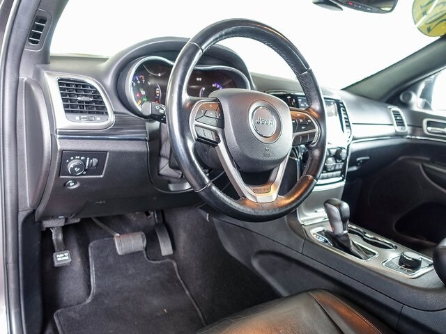 2021 Jeep Grand Cherokee Limited photo 2