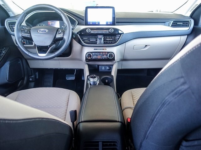 2022 Ford Escape SE photo 4