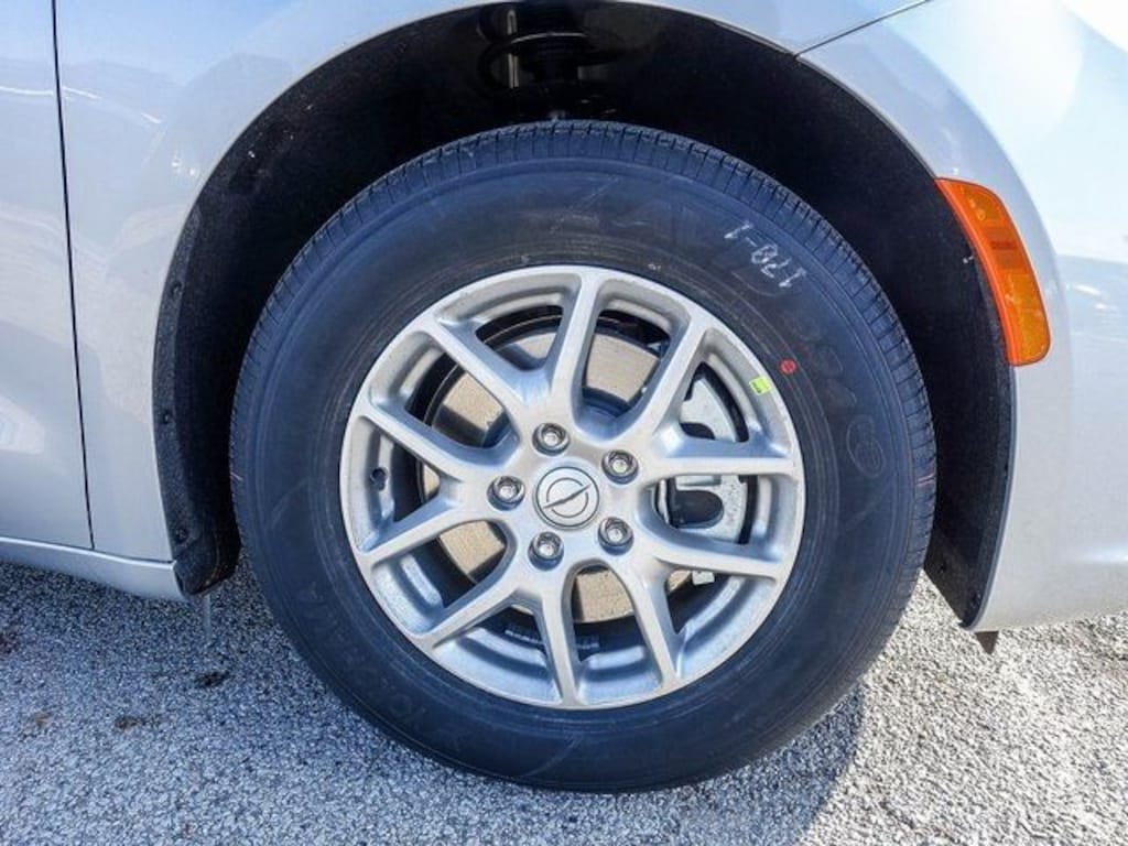 New 2026 Chrysler Pacifica SELECT Passenger Van