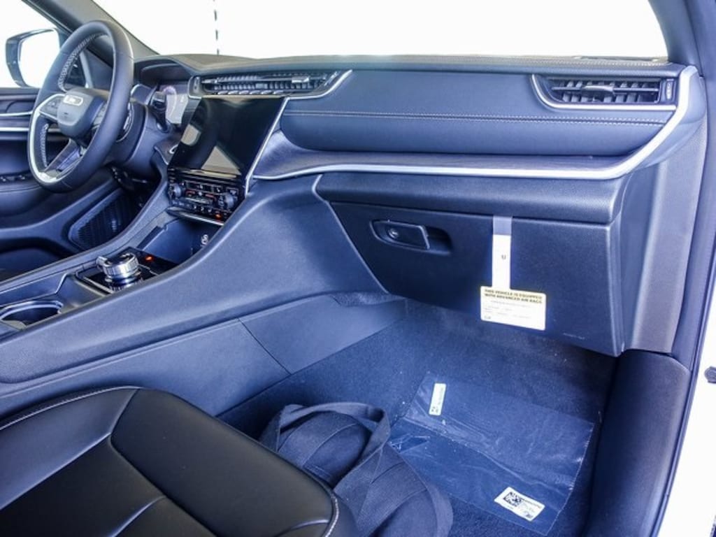 New 2025 Jeep Grand Cherokee LIMITED 4X4 Sport Utility