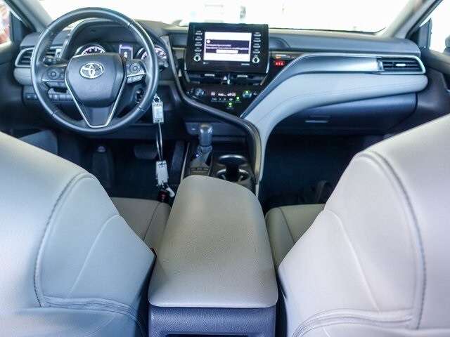 2023 Toyota Camry SE photo 2