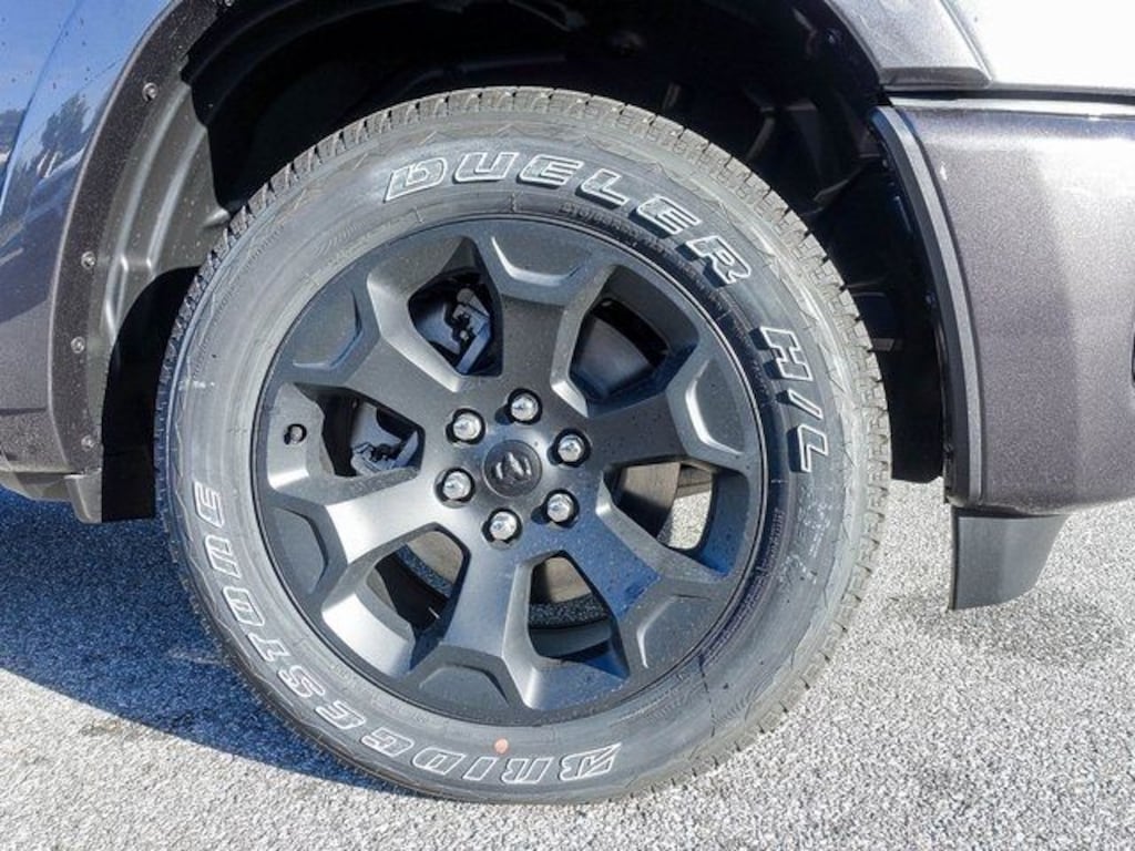 New 2026 Ram 1500 BIG HORN CREW CAB 4X4 5'7 BOX Pickup