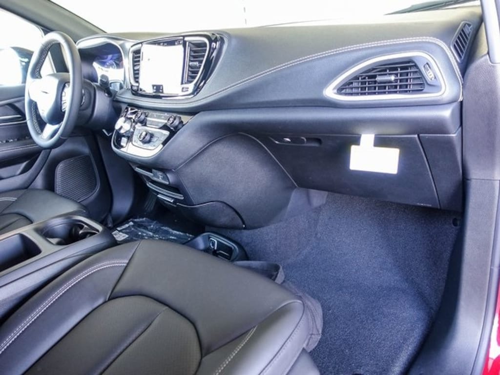 New 2026 Chrysler Pacifica SELECT Passenger Van