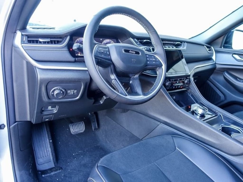 New 2025 Jeep Grand Cherokee ALTITUDE X 4X4 Sport Utility