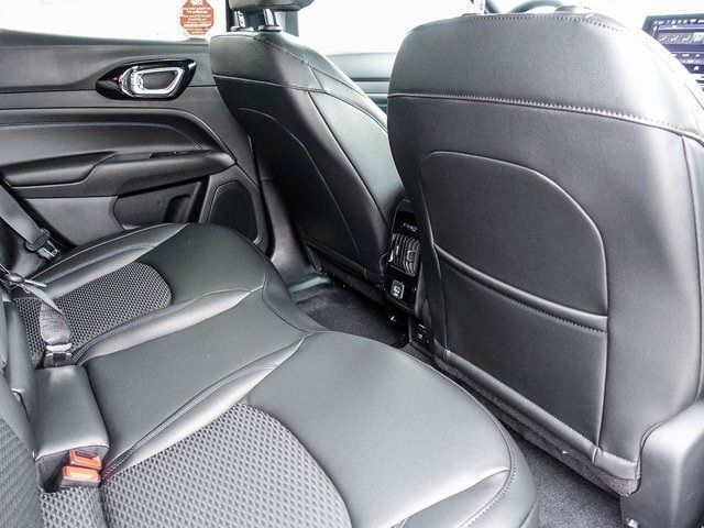 2026 Jeep Compass Latitude Altitude - Photo 10