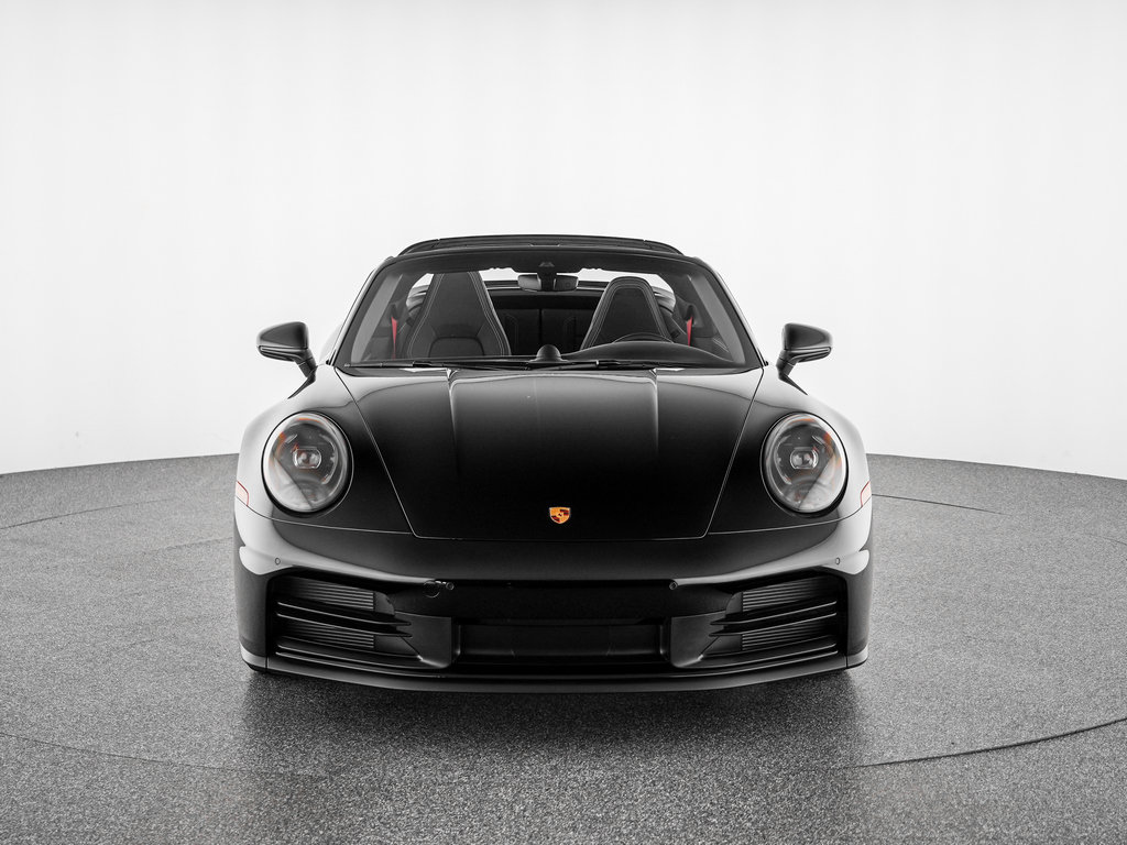 2026 Porsche 911 S - Photo 9