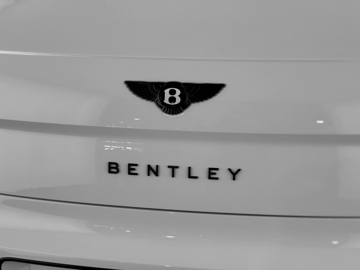 2026 Bentley Flying Spur - Photo 44