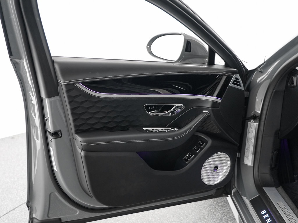 2025 Bentley Flying Spur Speed - Photo 16