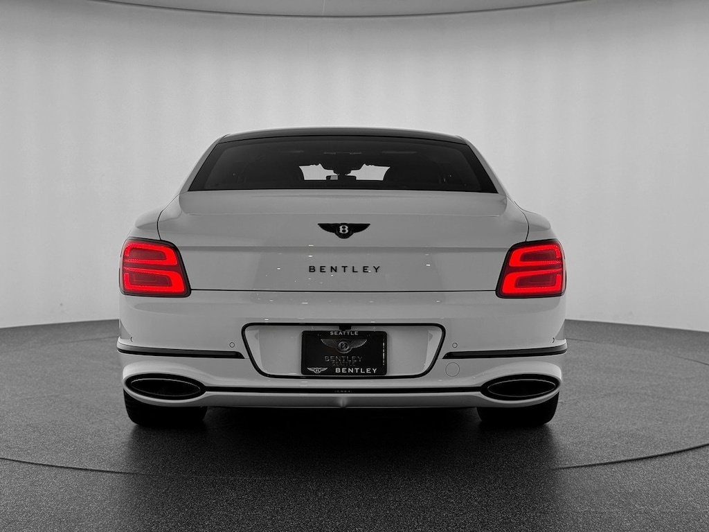 New 2026 Bentley Flying Spur V8 Sedan