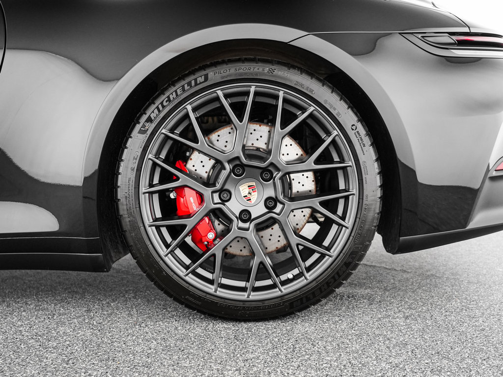 2026 Porsche 911 S - Photo 34