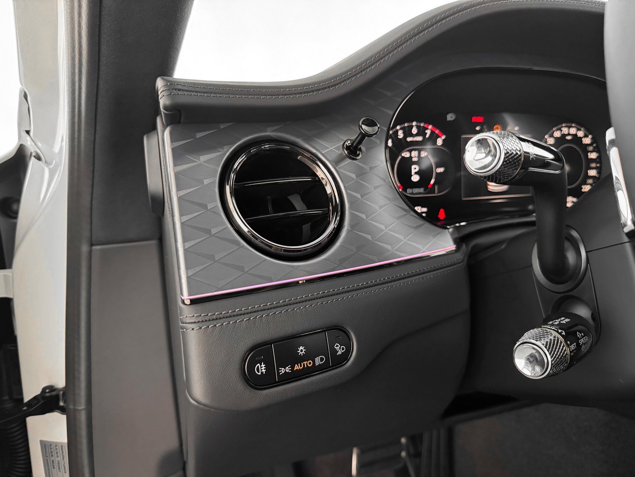 2026 Bentley Flying Spur - Photo 15