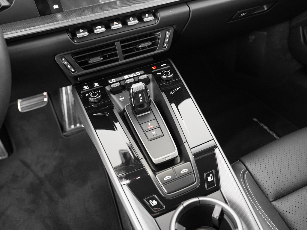2026 Porsche 911 S - Photo 22