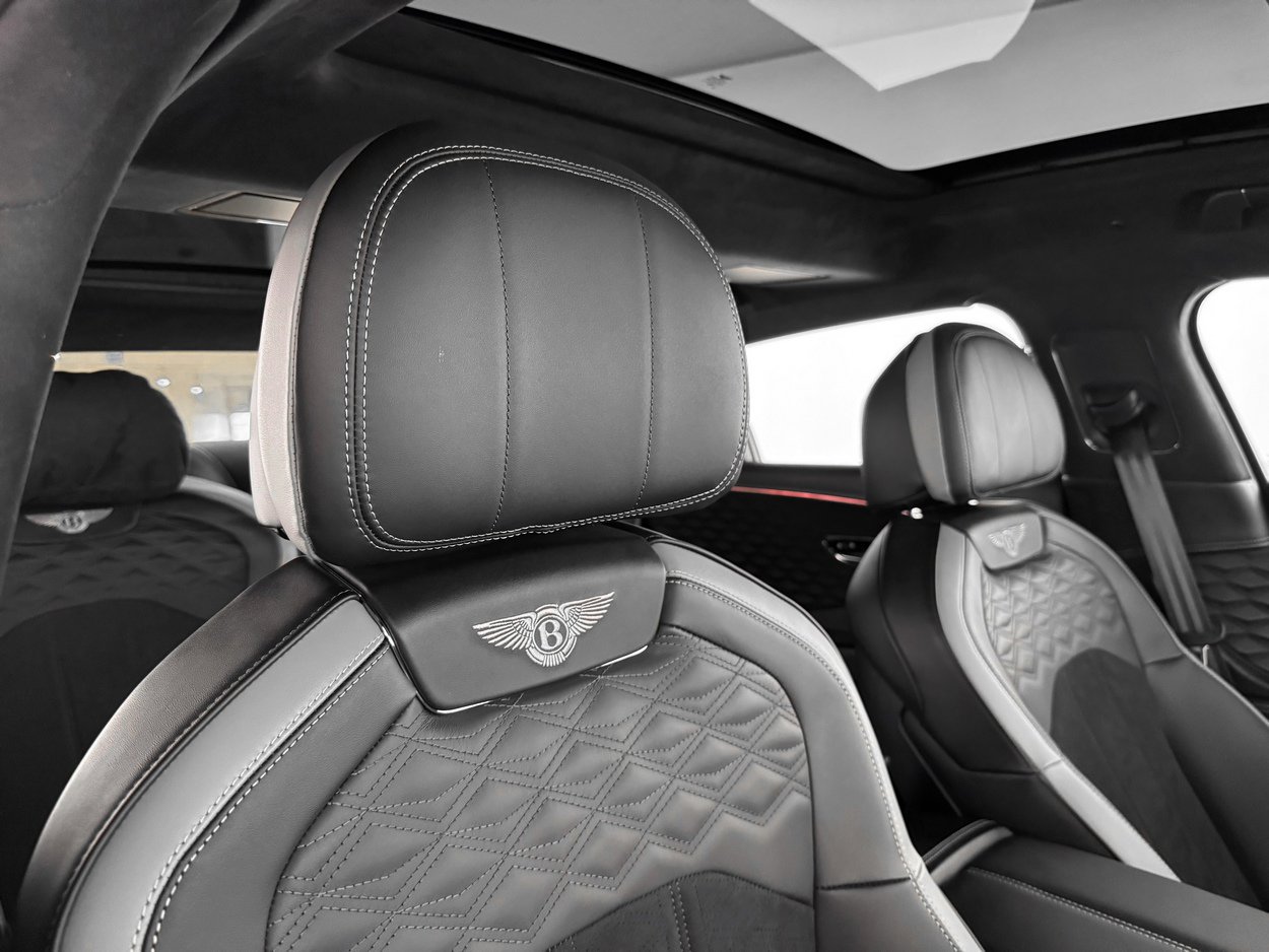 2025 Bentley Flying Spur Speed - Photo 29