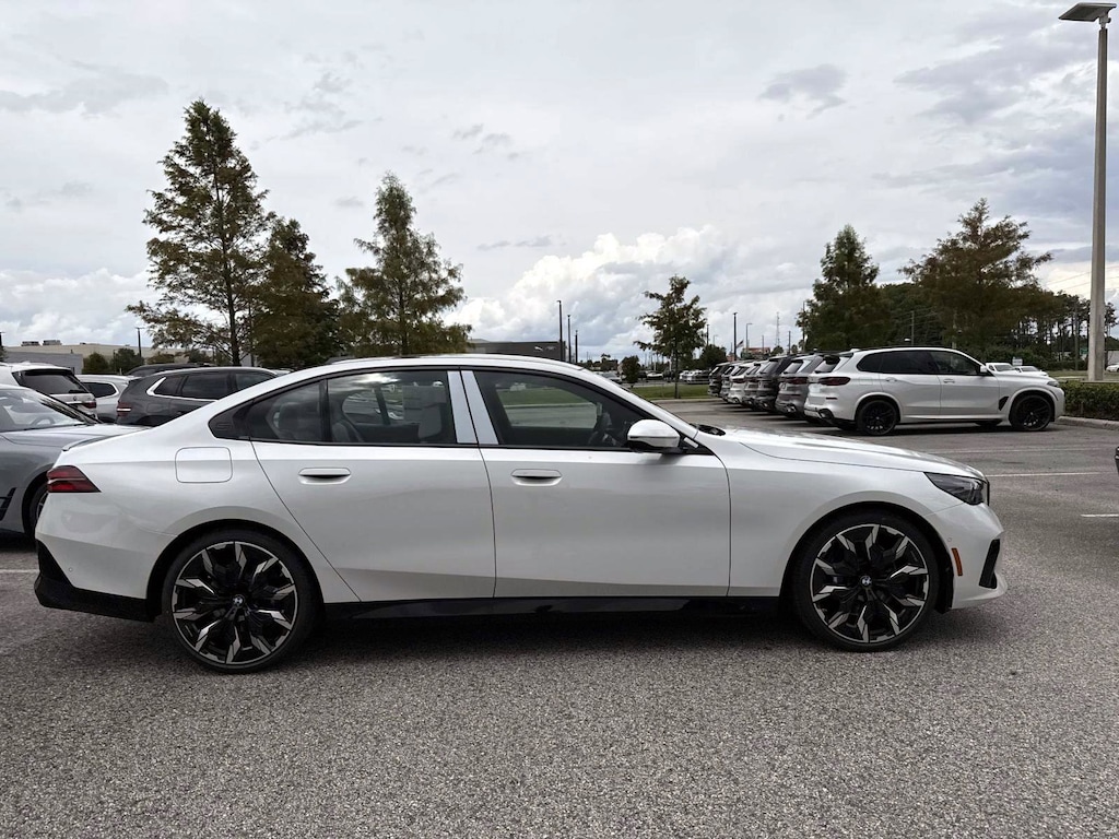 New 2026 BMW 5 Series 540i xDrive Sedan