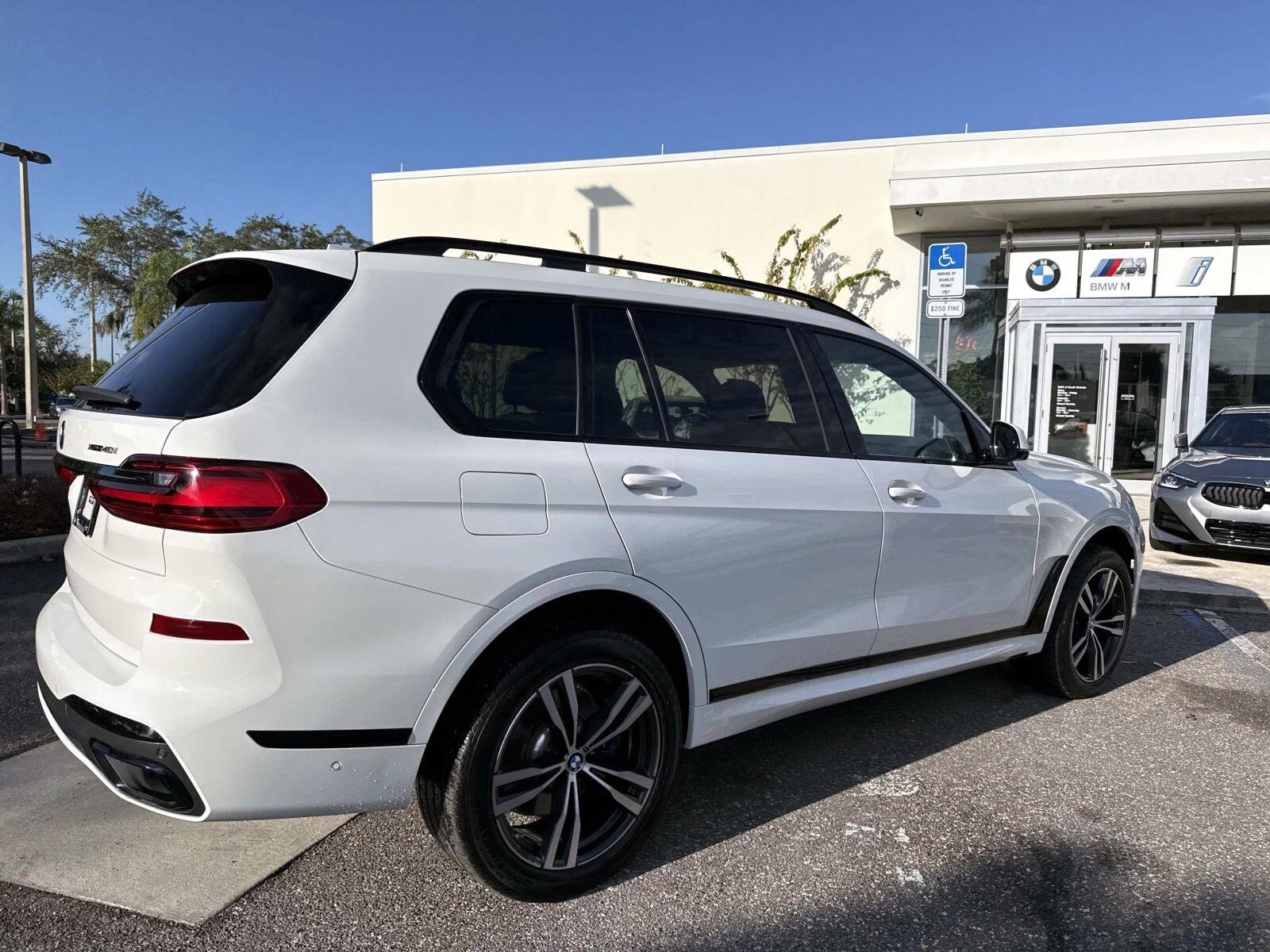 2022 Bmw X7 xDrive40i photo 3