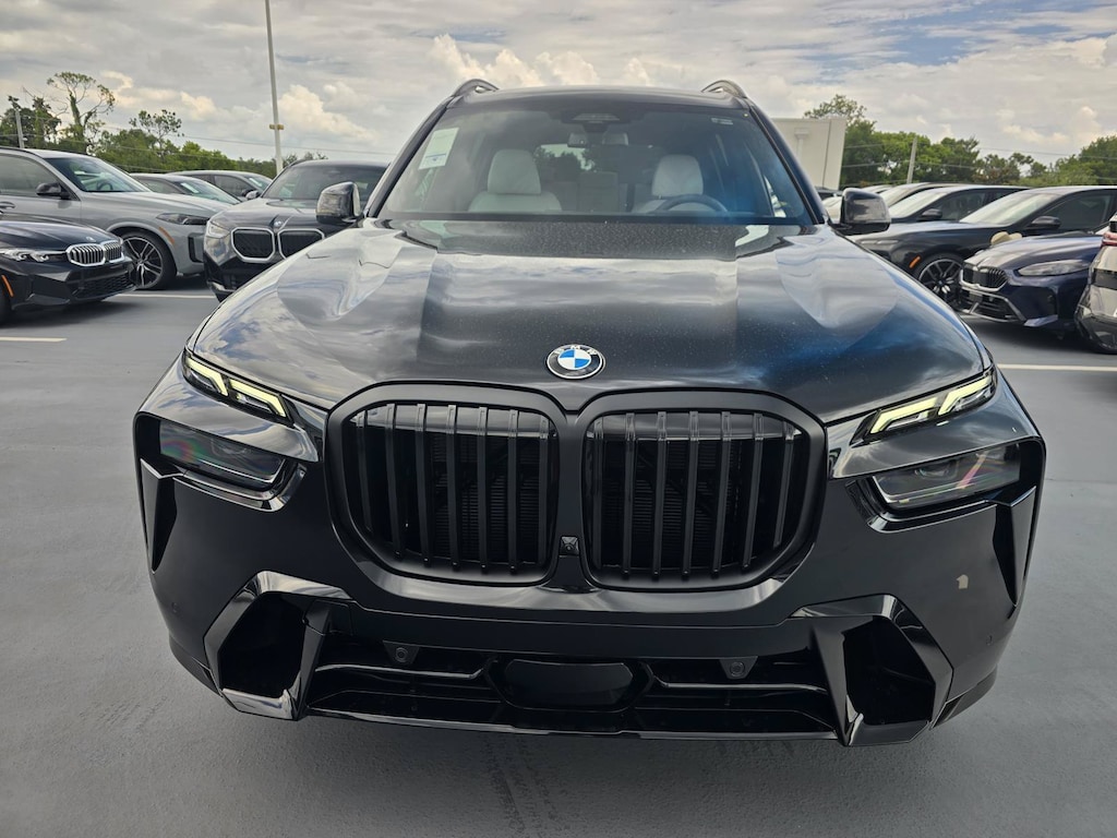 New 2027 BMW X7 xDrive40i xDrive40i Sports Activity Vehicle