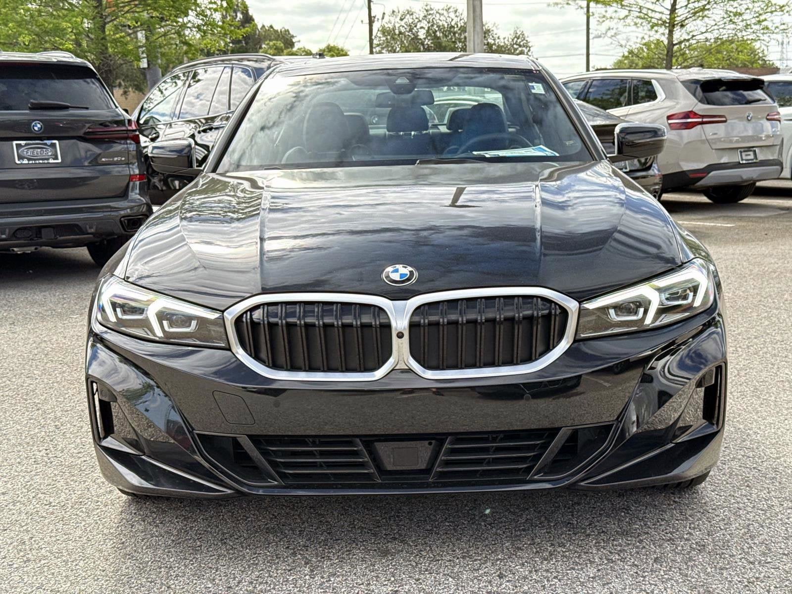 2025 BMW 3 Series 330i - Photo 8
