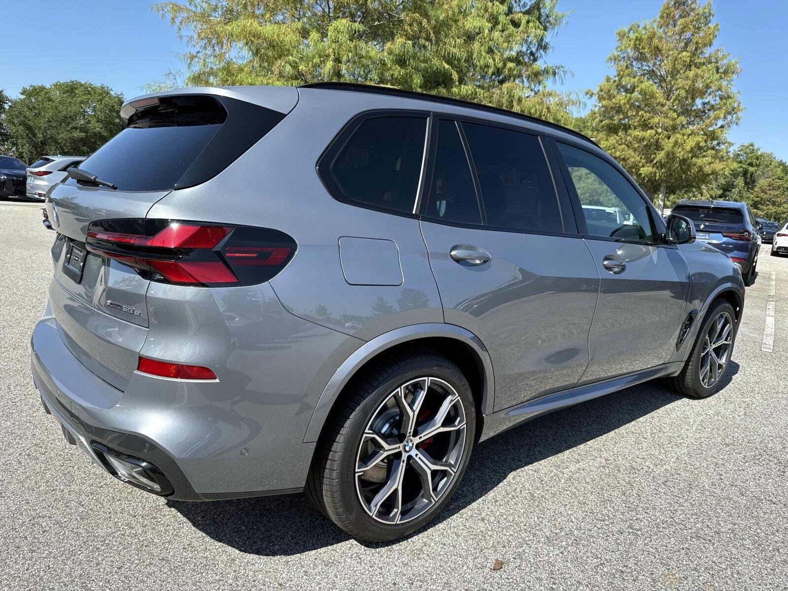 2026 Bmw X5 xDrive50e photo 3
