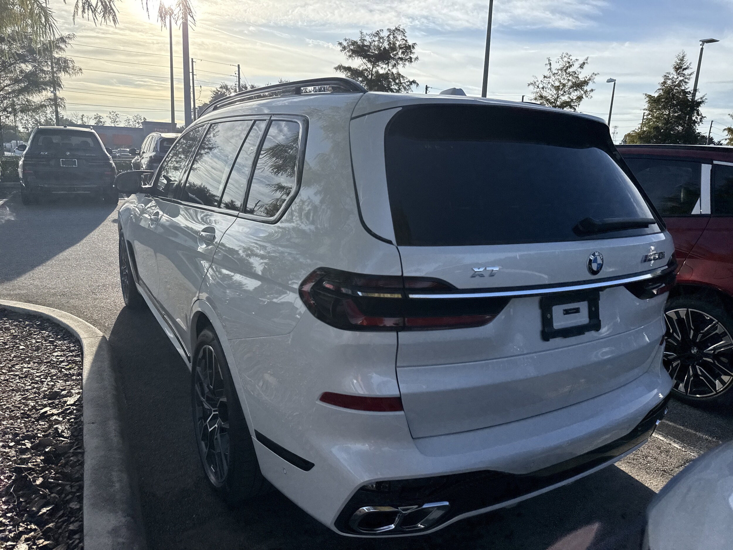 2026 Bmw X7 M60i photo 3