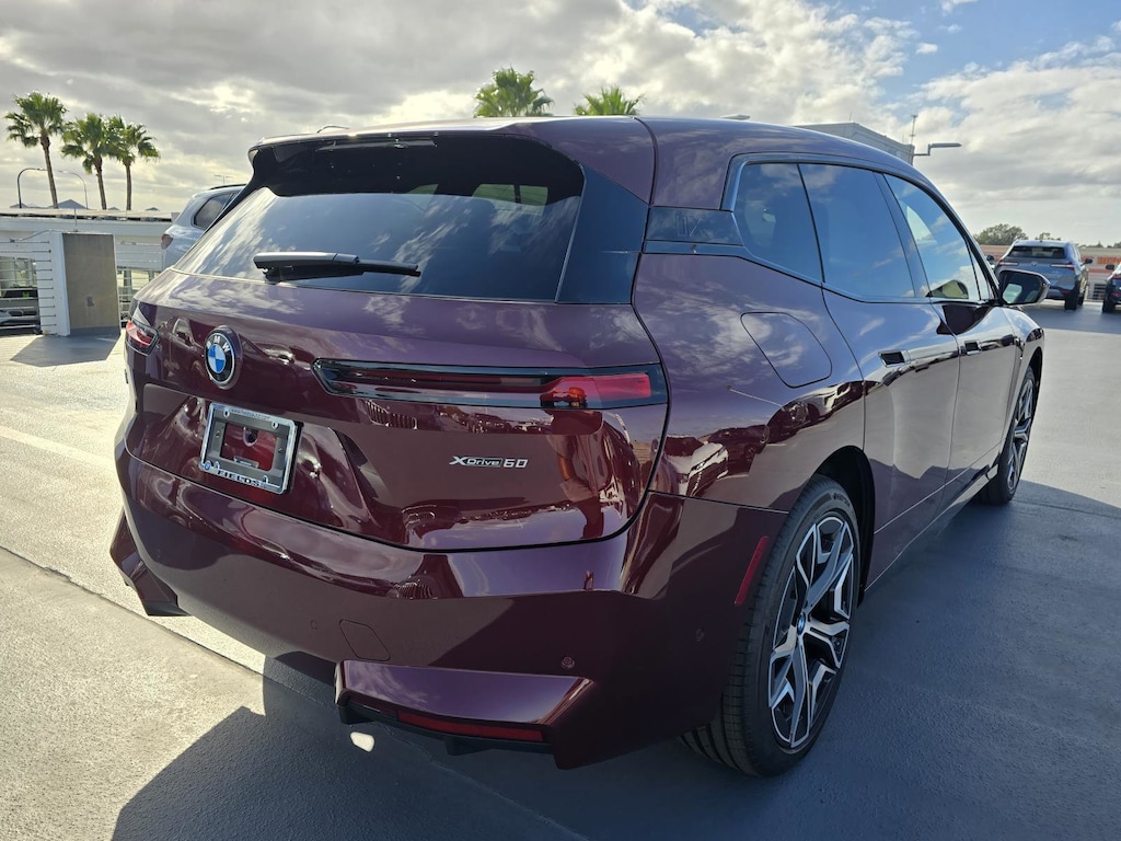 New 2026 BMW iX xDrive60 xDrive60 Sports Activity Vehicle