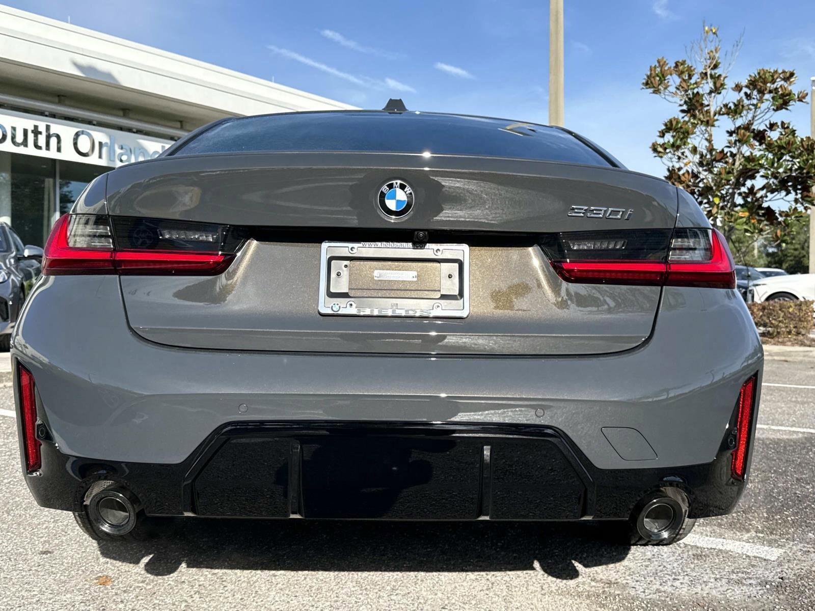 2026 Bmw 330i Sedan photo 4