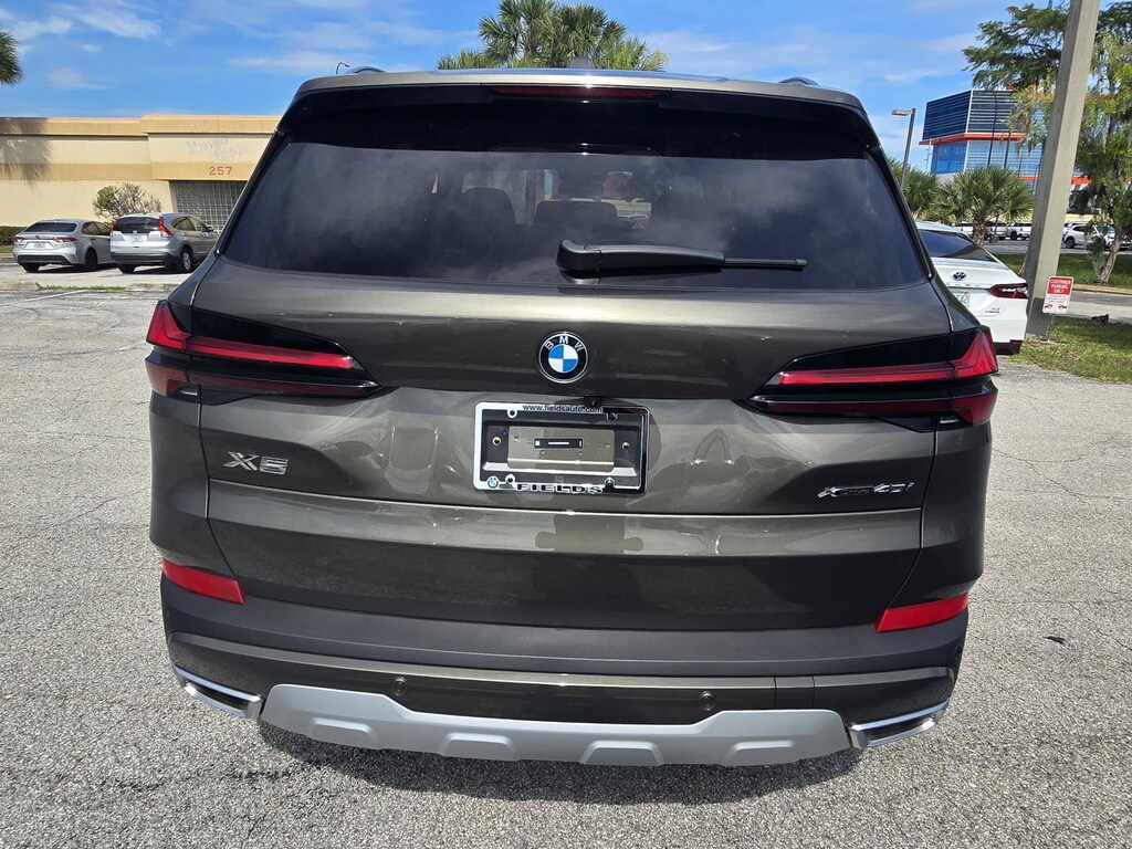 New 2026 BMW X5 xDrive40i xDrive40i Sports Activity Vehicle