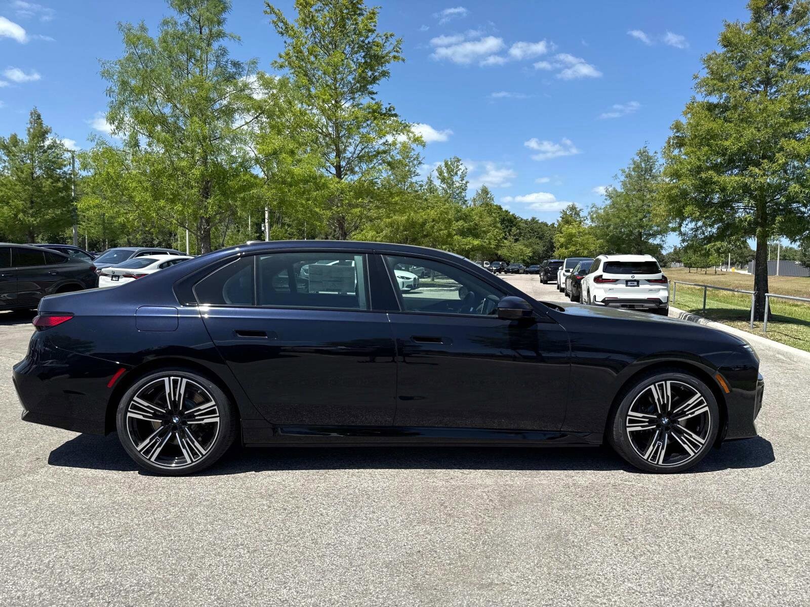 2025 Bmw 750e 750e xDrive photo 2
