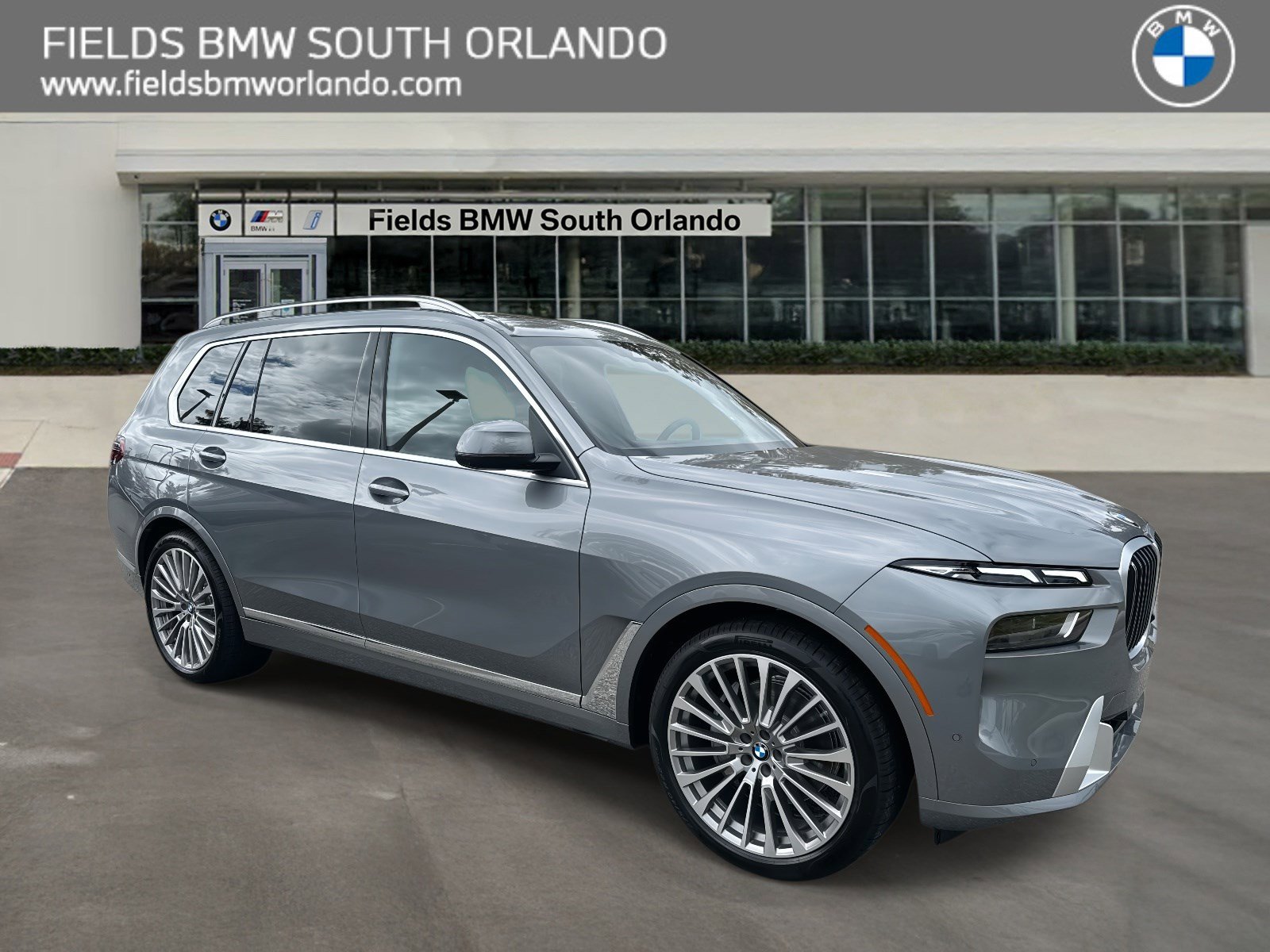 2026 BMW X7 40i's photo