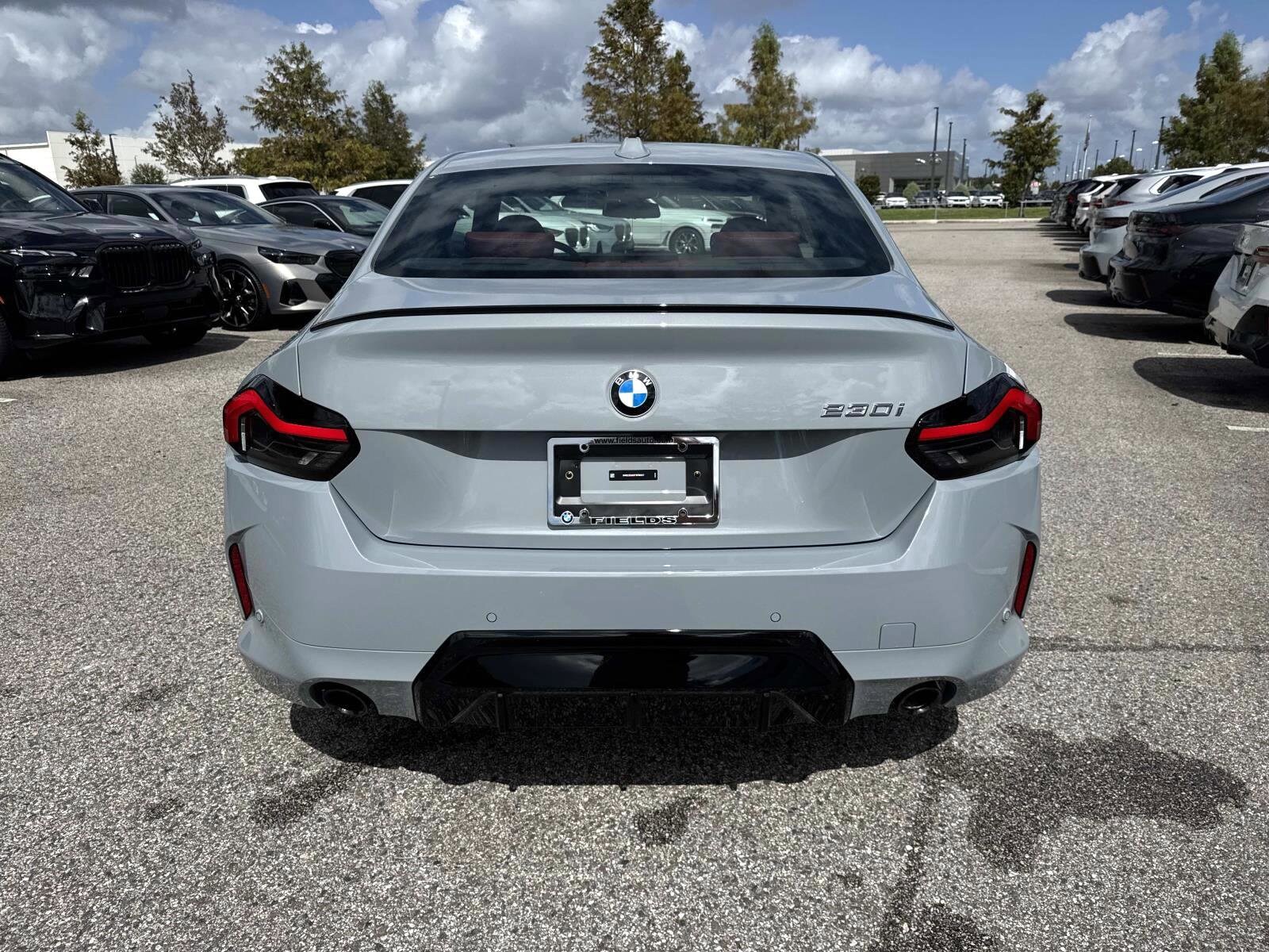 2026 Bmw 230i photo 4