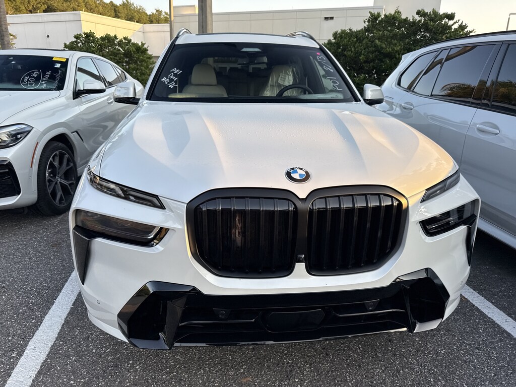 New 2027 BMW X7 xDrive40i xDrive40i Sports Activity Vehicle