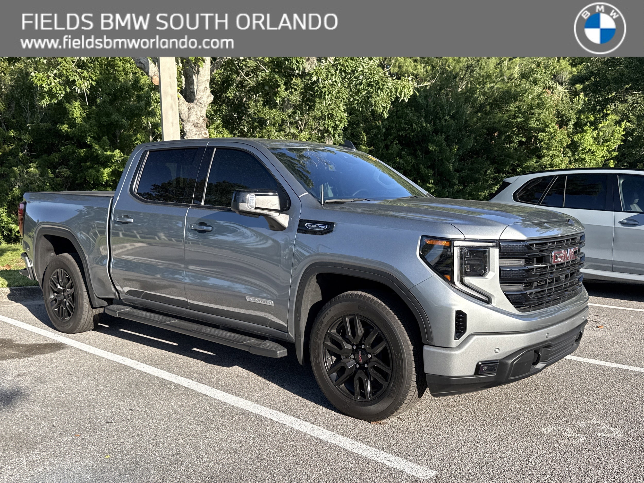 2025 GMC Sierra 2WD Crew Cab Short Box Elevation's photo