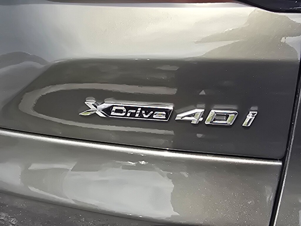 New 2026 BMW X5 xDrive40i xDrive40i Sports Activity Vehicle