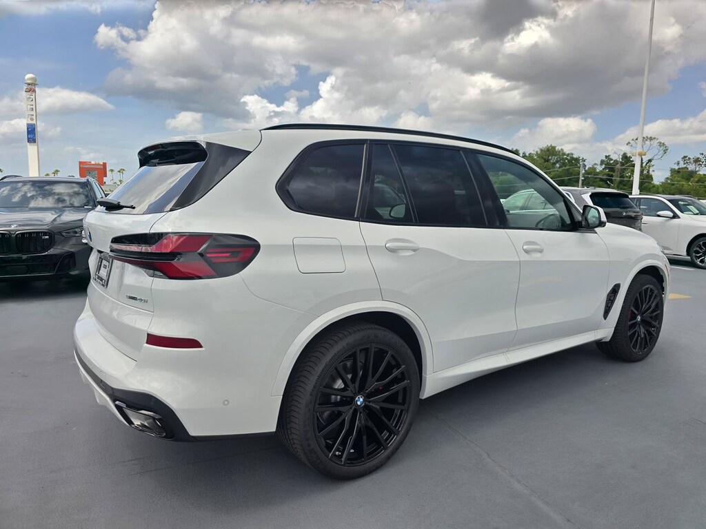 New 2026 BMW X5 sDrive40i sDrive40i Sports Activity Vehicle