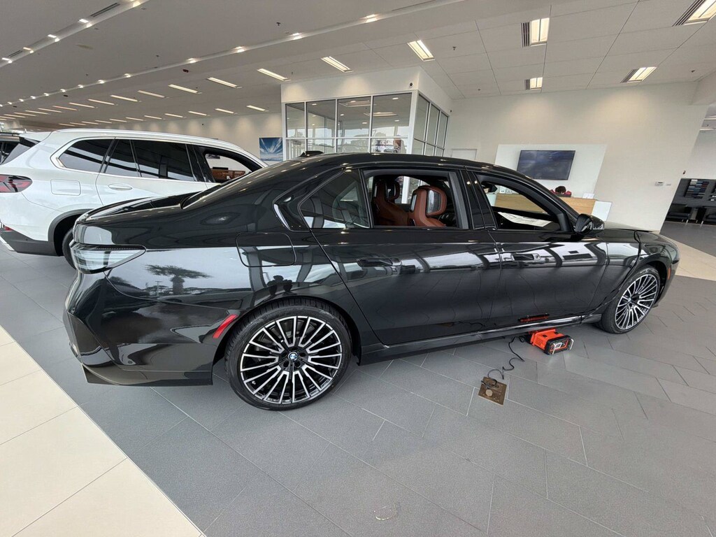 New 2027 BMW 7 Series 740i Sedan